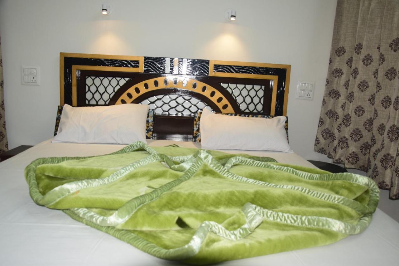 Homestay Mountain View *